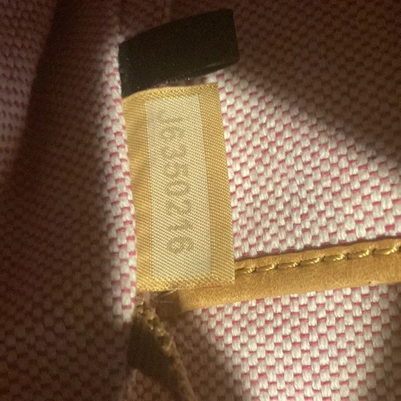 Dooney and Bourke Dillen Large Pocket Sac - Picture 5 of 7